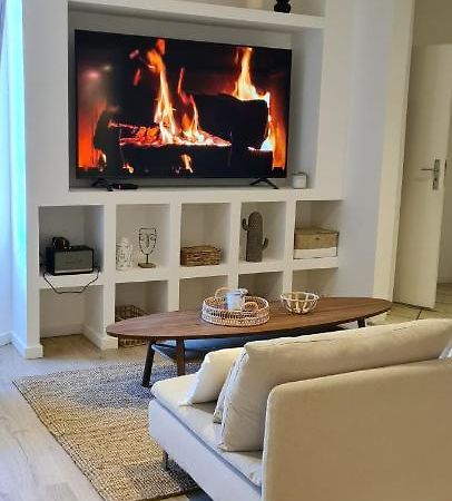 Maison De Ville Au Bord Du Lez, 170M2 Cosy. Bollène Dış mekan fotoğraf